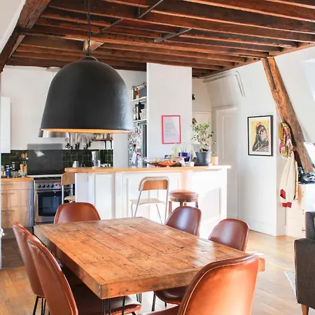 Charming 66 Sqm Attic Flat