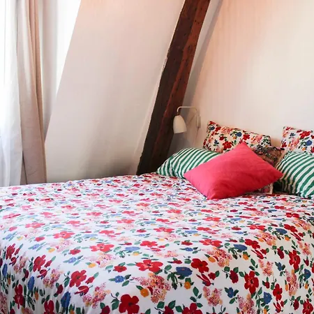 Charming 66 Sqm Attic Flat Apartment