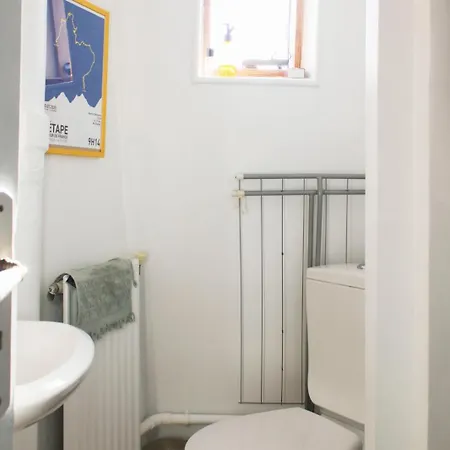 Apartment Charming 66 Sqm Attic Flat